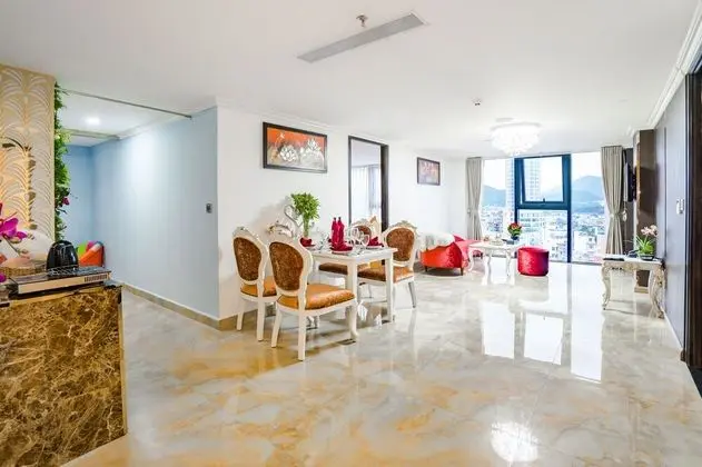 Çatı Katı Süiti (Penthouse) (Family)