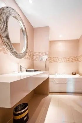 Çatı Katı Süiti (Penthouse) (Family)