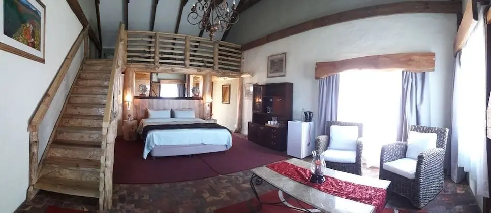 Luxury Stable Suite 1 with Sea View