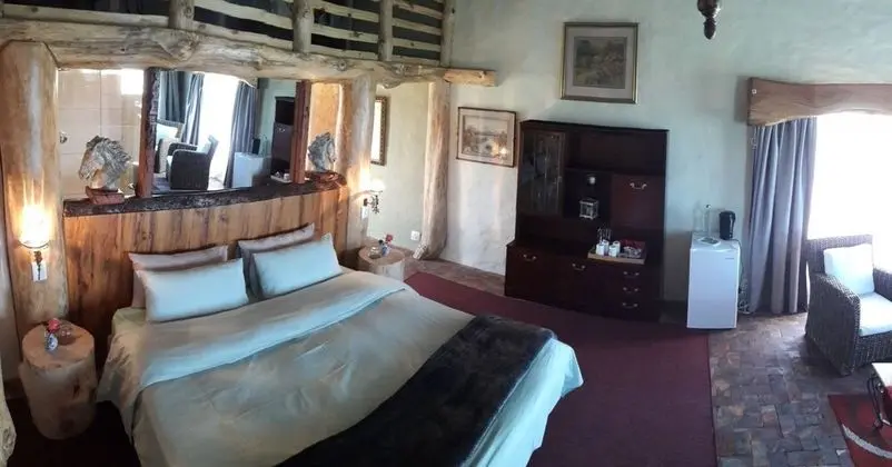 Luxury Stable Suite 1 with Sea View