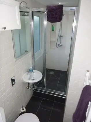 Deluxe Tek Büyük veya İki Ayrı Yataklı Oda, Bahçe Manzaralı