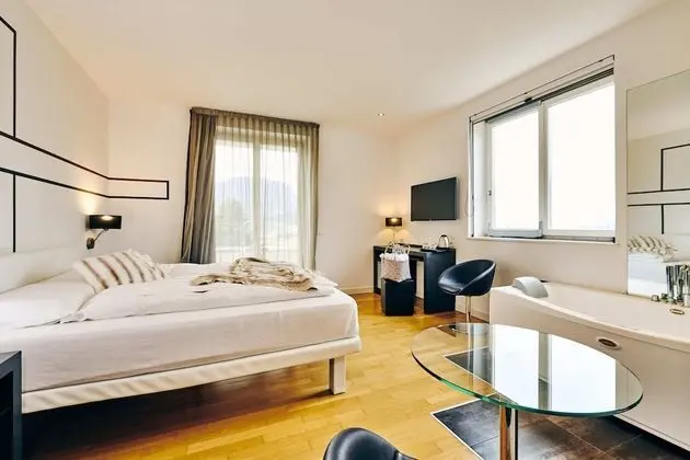 Romantic Oda, 1 Çift Kişilik Yatak