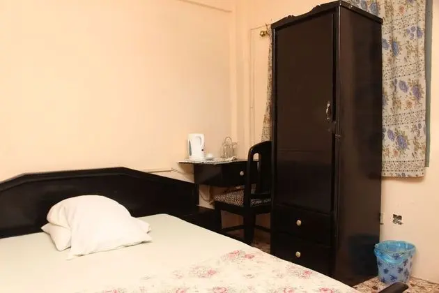 Economy Tek Büyük Yataklı Oda