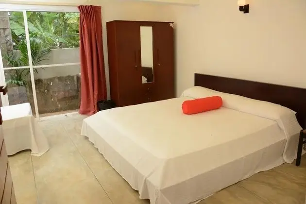 Deluxe Tek Büyük Yataklı Oda, Bahçe Manzaralı