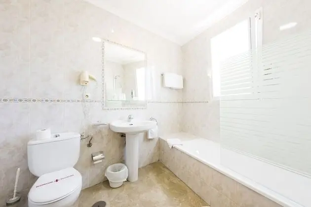 Basic Tek Büyük Yataklı Oda, Balkon