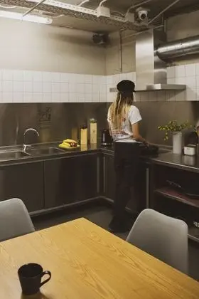Ortak Ranzalı Oda, Karma Ranzalı Oda, Ortak Banyo (One bed)