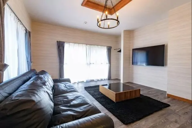 Traditional Ev (Private Vacation Home)