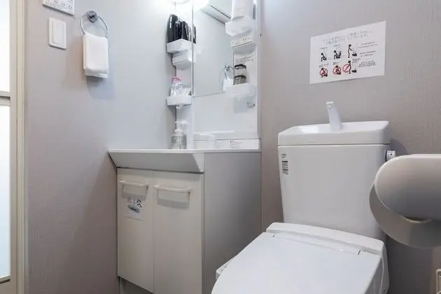 İki Ayrı Yataklı Oda, Sigara İçilmez, Nehir Manzaralı