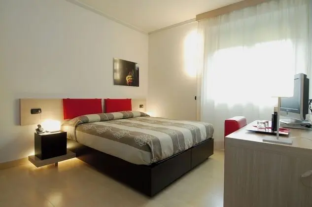 Economy Tek Büyük Yataklı Oda