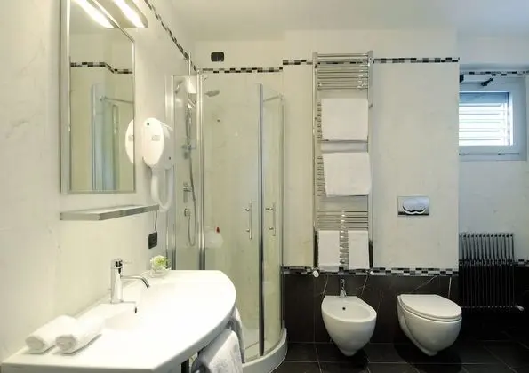 Family Dört Kişilik Oda