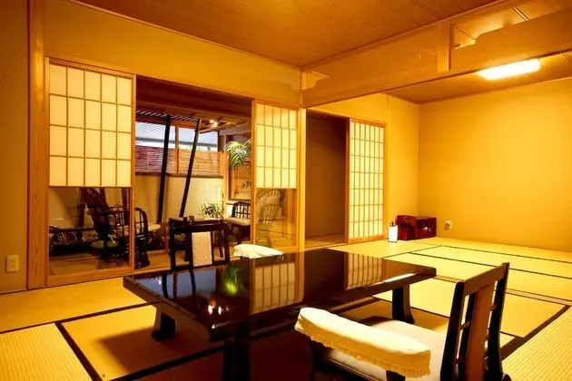 Traditional Oda, Sigara İçilmez (Japanese Style, w Natural hot springs)
