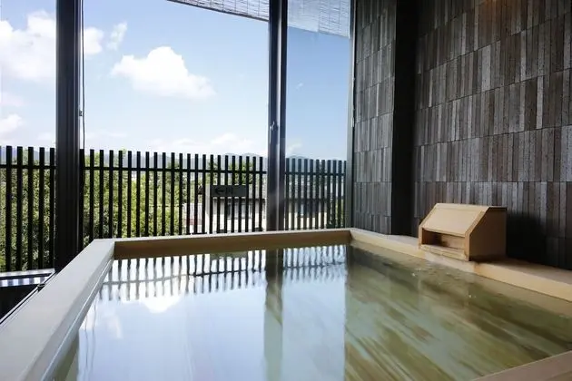 Traditional Oda, Sigara İçilmez, Nehir Manzaralı (Japanese style, Partial open-air bath)