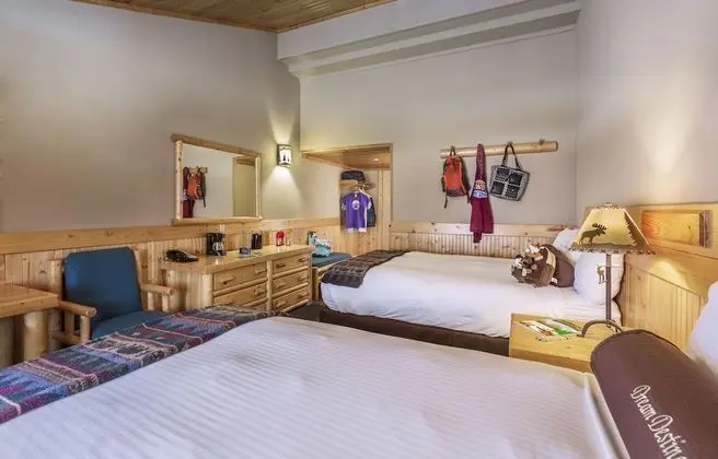 Lodge room (No Pets Allowed)