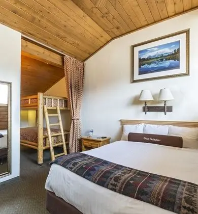 Lodge room (No Pets Allowed)