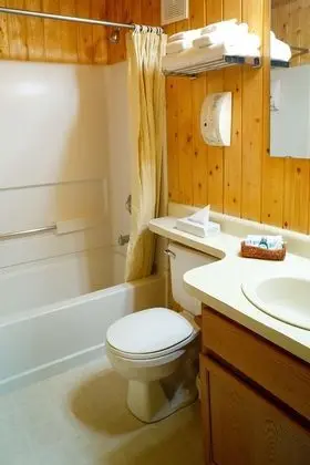 Standard Cabin (Pets allowed for Fee)