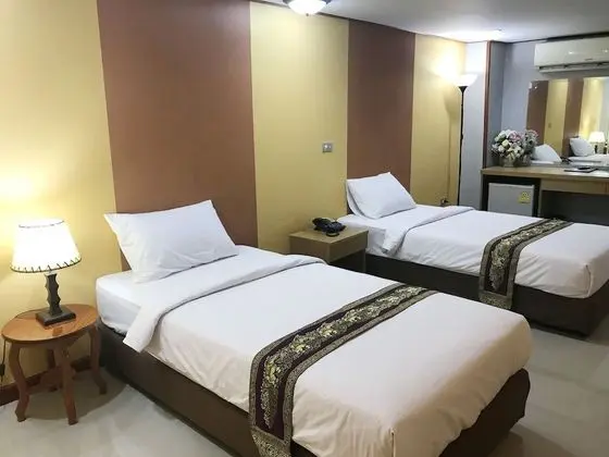 Junior Suite Twin Bed