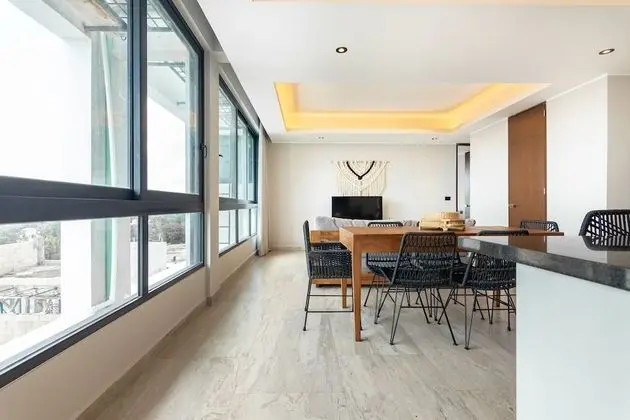 Deluxe Çatı Katı Süiti (Penthouse)