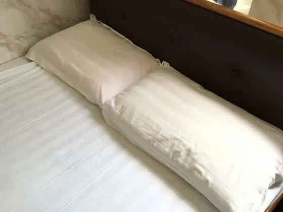 Üç Kişilik Oda