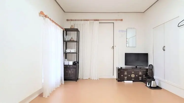 Traditional Oda (Middle Room)