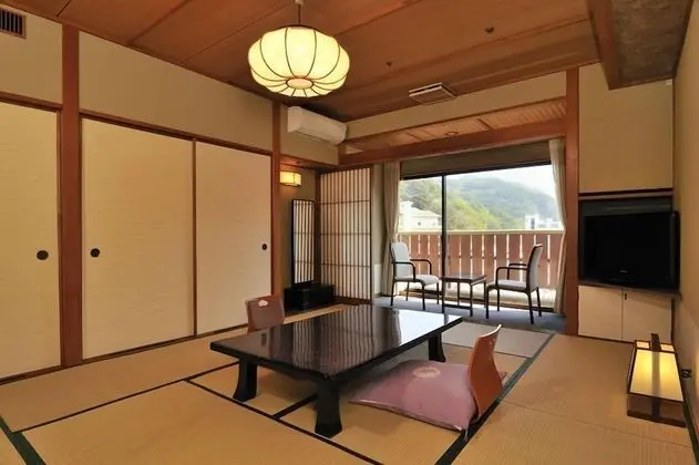 Traditional Oda, Sigara İçilebilir (Standard Japanese Style)