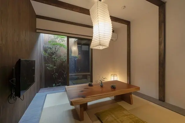 Ev (Private Machiya Townhouse)
