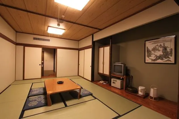 Traditional Oda
