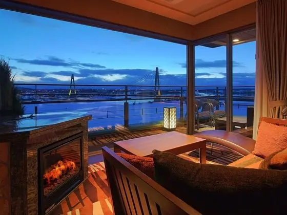 Süit, Sigara İçilmez, Nehir Manzaralı (Top Floor Open Air Bath, Teppanyaki)