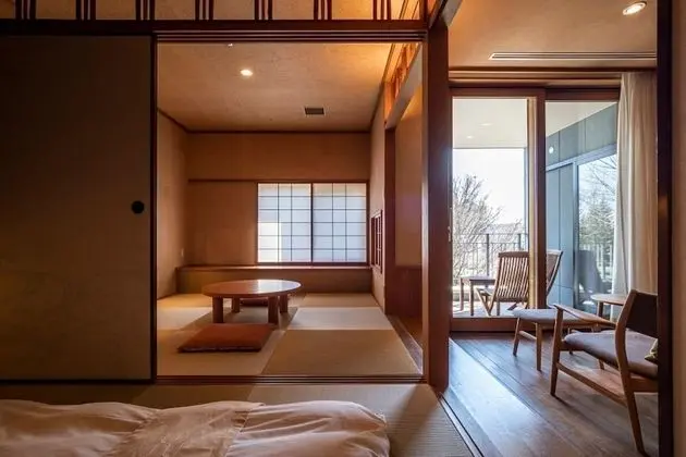 Traditional Oda, Özel Banyo (with private Japanese cypress bath)