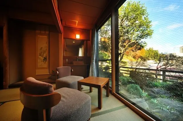 Traditional Oda (Japanese Style, 3 Guests)