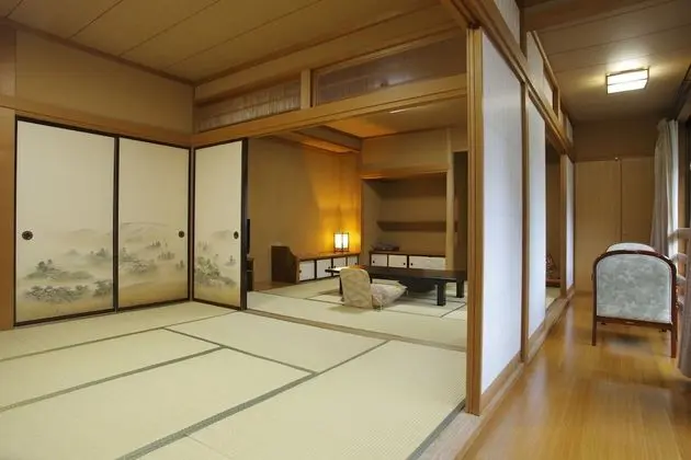 Traditional Oda (Japanese Style, 6 Guests)