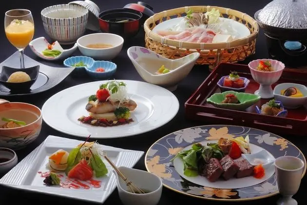 Traditional Oda (Japanese Style, 6 Guests)