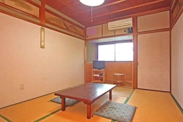 Traditional Oda (Japanese Style, 3 People)