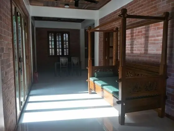 Villa (2)