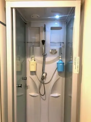 İki Ayrı Yataklı Oda, Ortak Banyo (#301)
