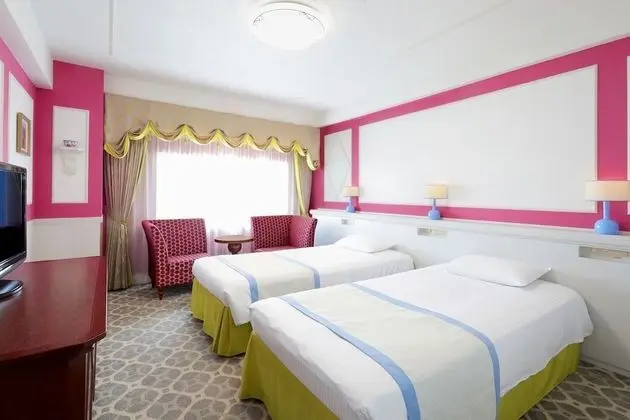 Oda, Sigara İçilmez (Moderate/NoGuaranteeToEnterThemePark)