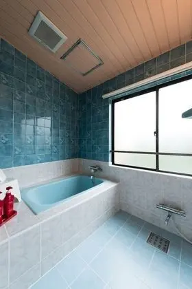 Tek Büyük Yataklı Oda (with Private Bath and Toilet)