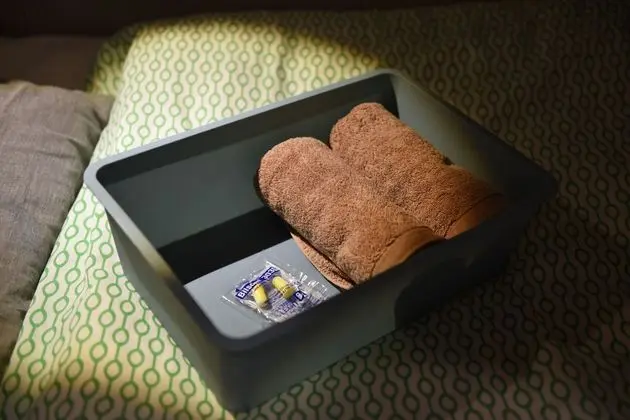 Ortak Ranzalı Oda, Karma Ranzalı Oda