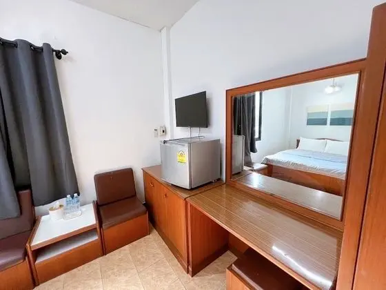 Standard 1 Double Bed
