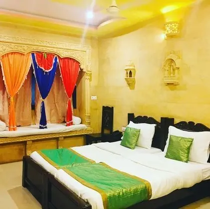 Deluxe Tek Büyük veya İki Ayrı Yataklı Oda