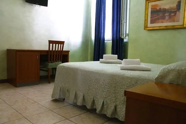 Tek Büyük veya İki Ayrı Yataklı Oda