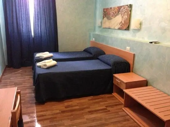 Tek Büyük veya İki Ayrı Yataklı Oda