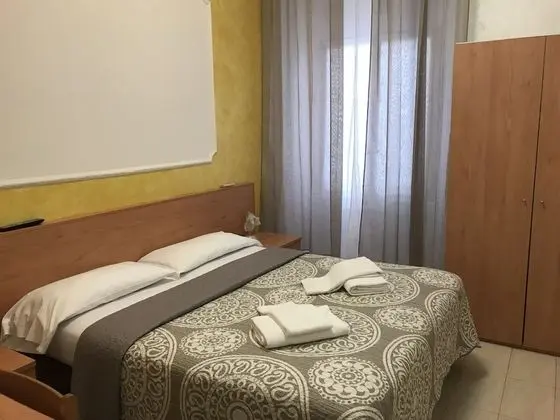 Tek Büyük veya İki Ayrı Yataklı Oda