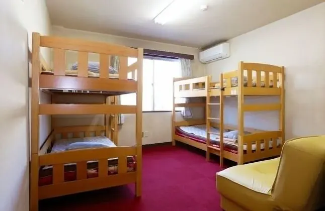 Dört Kişilik Oda
