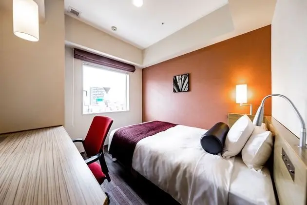 Tek Kişilik Oda, Sigara İçilmez (with small double bed)
