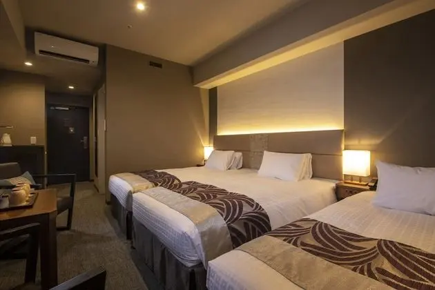 Üç Kişilik Oda (2 Single Beds & 1 Extra Bed)