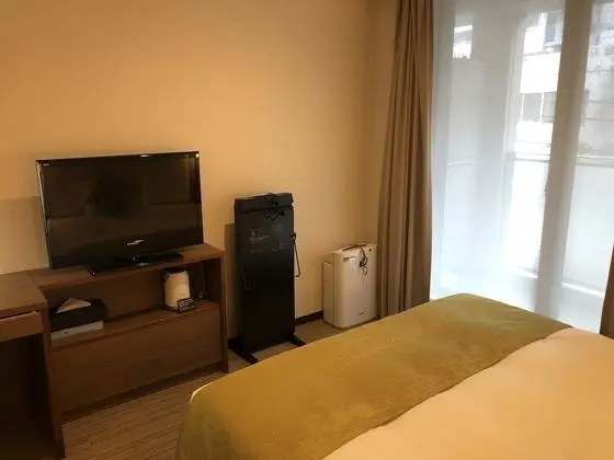 Tek Büyük Yataklı Oda, Sigara İçilmez
