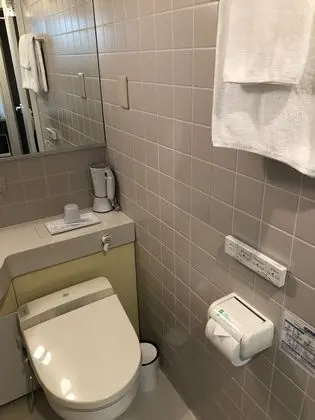 Tek Büyük Yataklı Oda, Sigara İçilmez