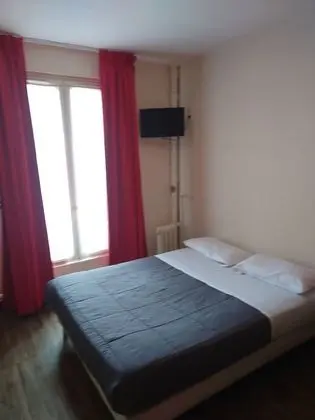 Economy Tek Büyük Yataklı Oda, 1 Büyük (Queen) Boy Yatak, Ortak Banyo