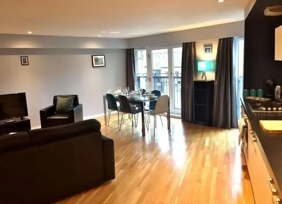 Standard Apart Daire, 2 Yatak Odası (with sofa bed, Tolbooth King for 6)