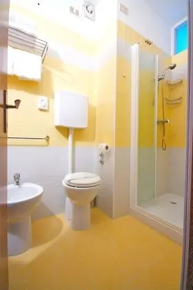 Dört Kişilik Oda, Balkon